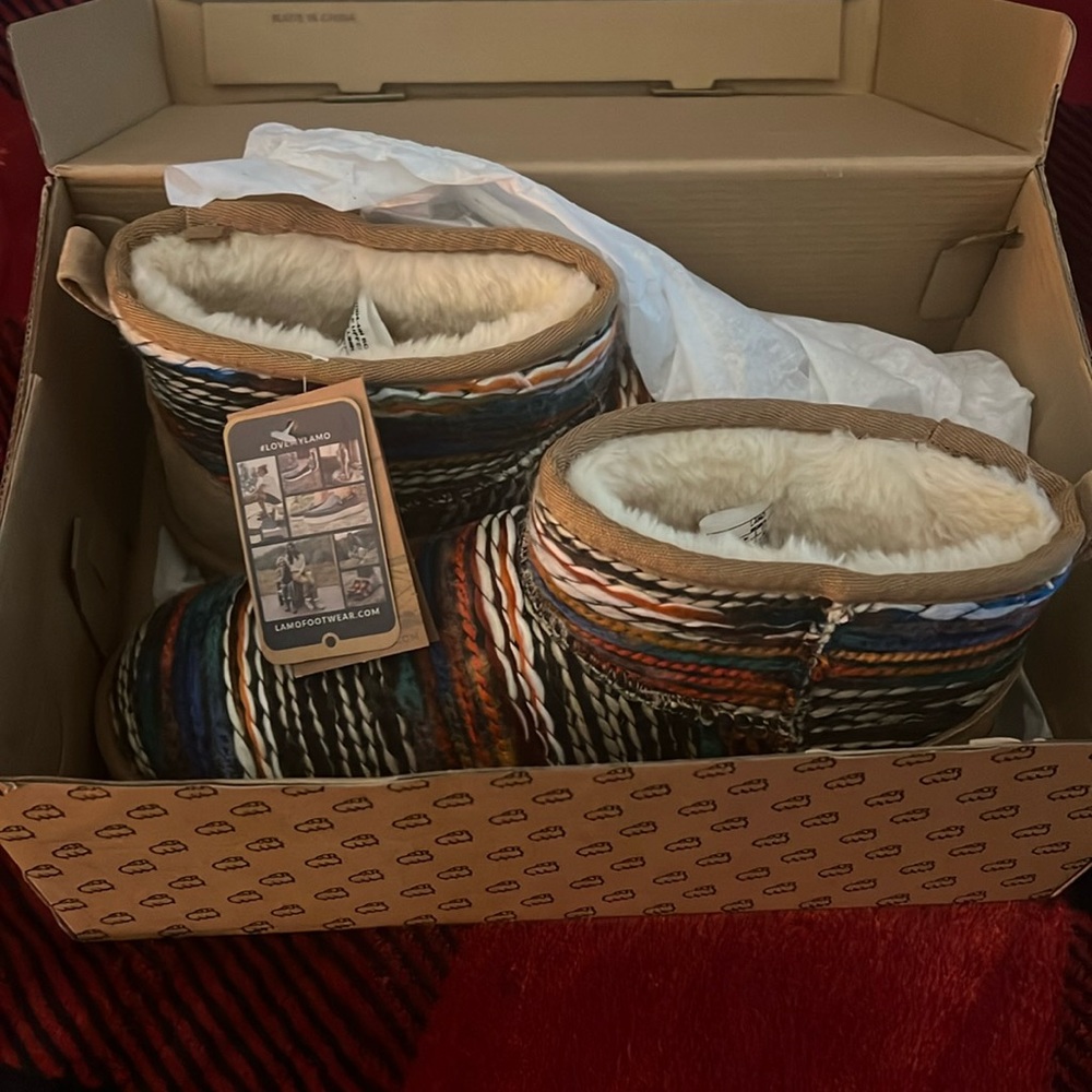 Lamo slipper boots